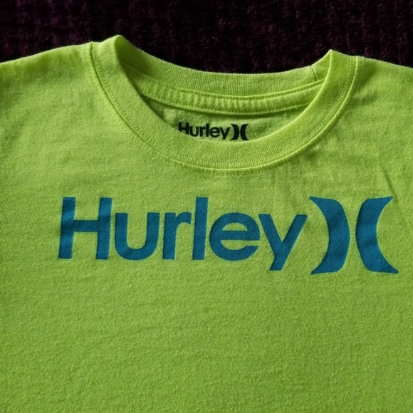 Hurley Graphic Tee - Girls size 6 euc like new - Picture 3 of 5